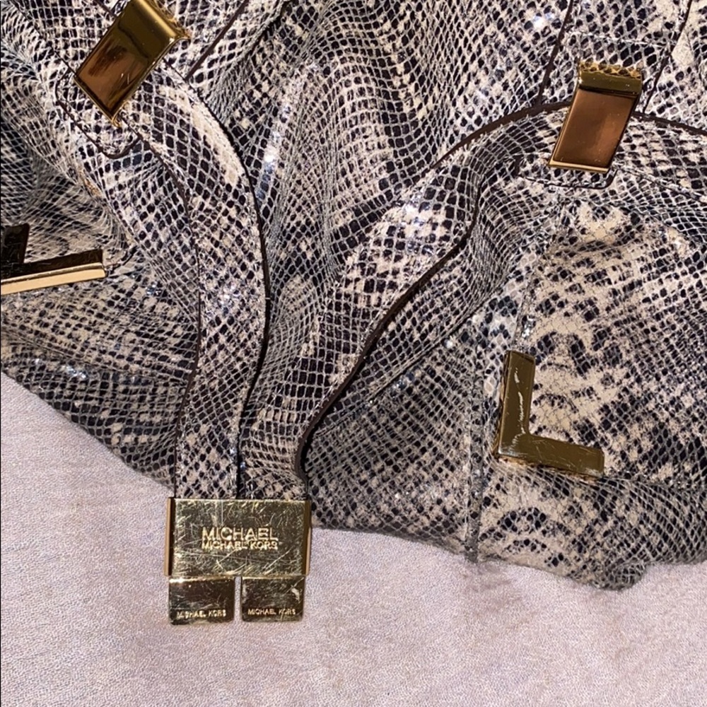 Michael Kors Beige Python Snakeskin Embossed Bag - image 8